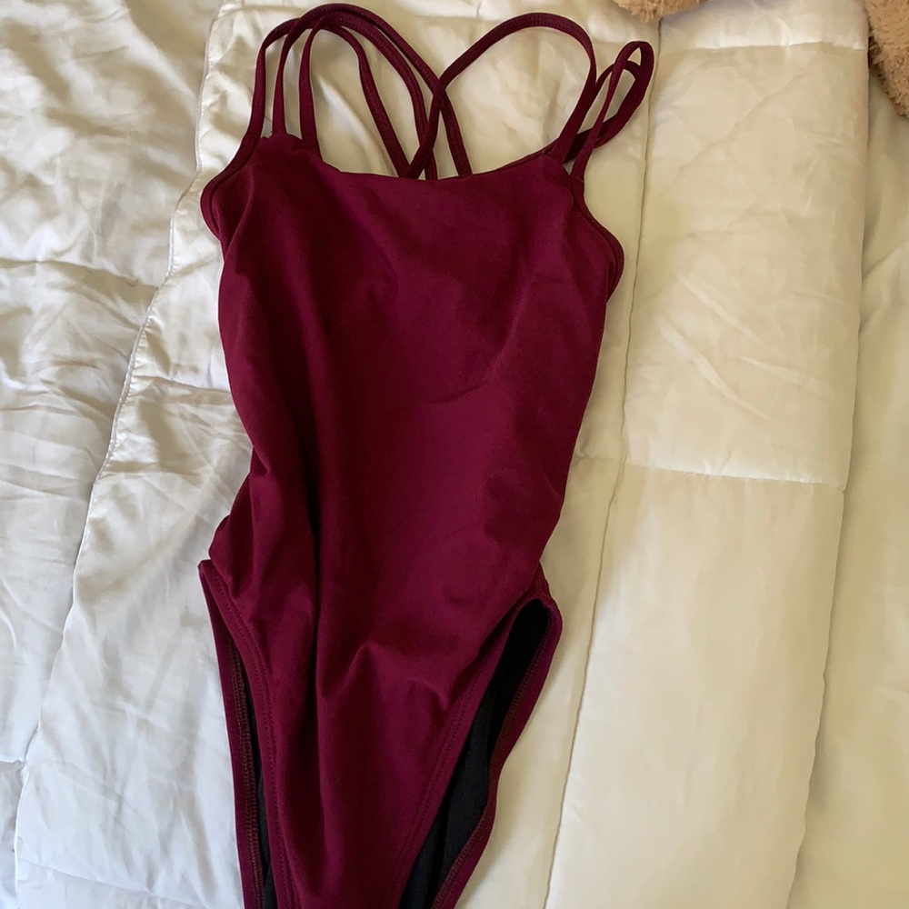 Jolyn One Piece Murray